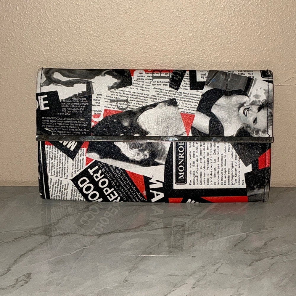 Marilyn Monroe Stylish Black and White Newspaper Clutch Bag.